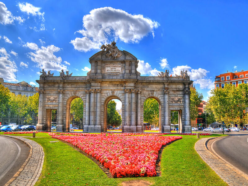 İzmir'den Direkt Hareket Görkemli İspanya ve Endülüs Şehirleri 7 Gece - SunExpress ile (2026 Kış & İlkbahar Dönemi) AT095