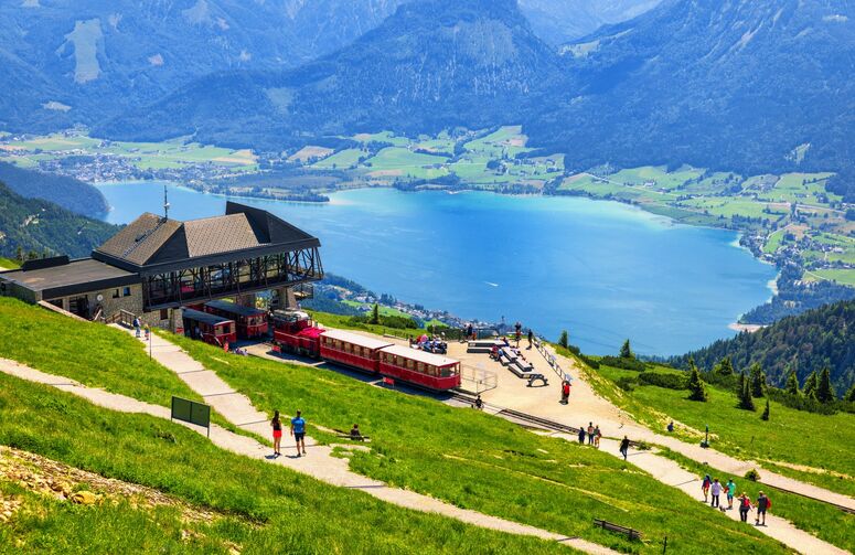 Elit Avusturya, Slovenya, İtalya, İsviçre Turu THY ile 5 Gece Ekstra Turlar Dahil